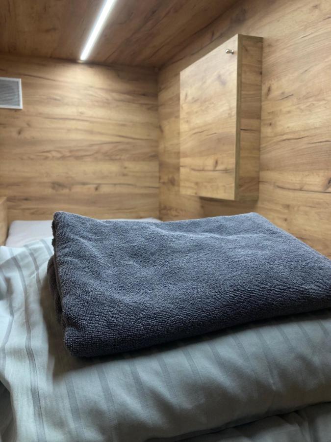 Capsule Hostel Zizkov Tower Прага Екстериор снимка